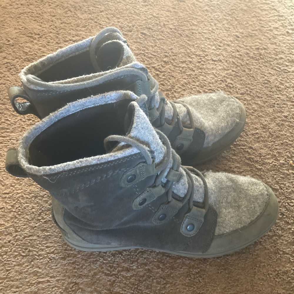 Size 10 sorel boots